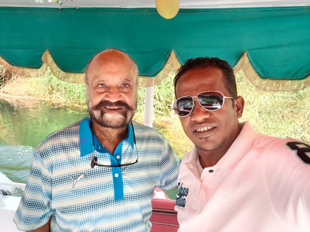 Heartwarming Moments with Senior Travelers